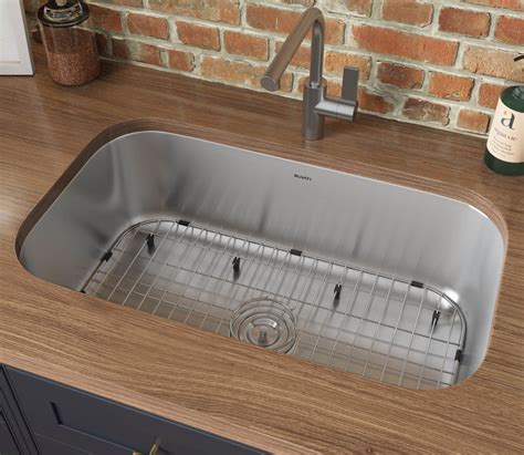 16 gauge sink